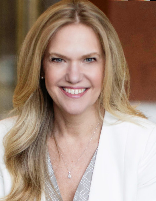 Headshot of Renita Folds