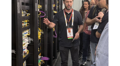 David Ediger explains a high-performance computing system